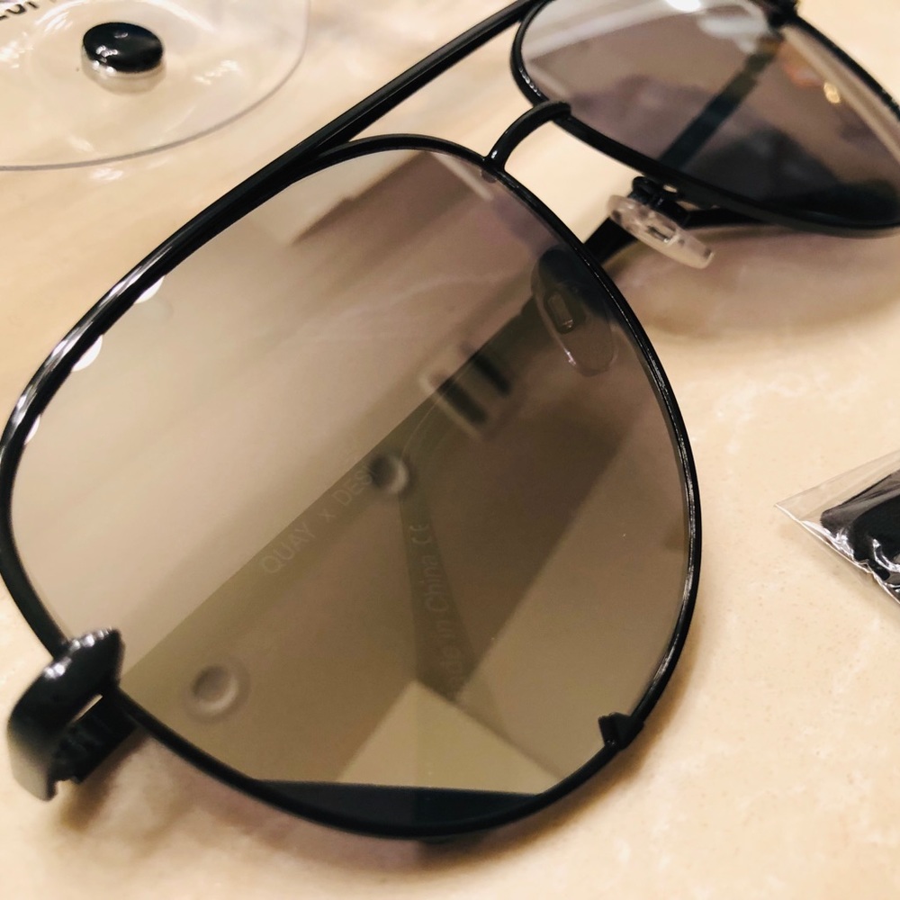 NWT QUAY Sunglasses 🕶